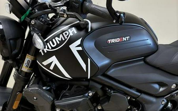 2022 Triumph Trident 660 Matt Jet Black and Silver Ice