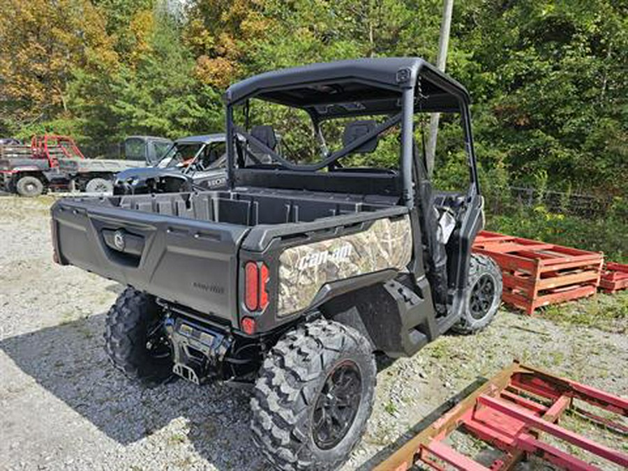 2025 Can-Am Defender XT HD7