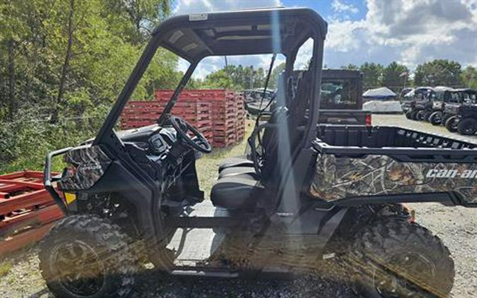 2025 Can-Am Defender XT HD7