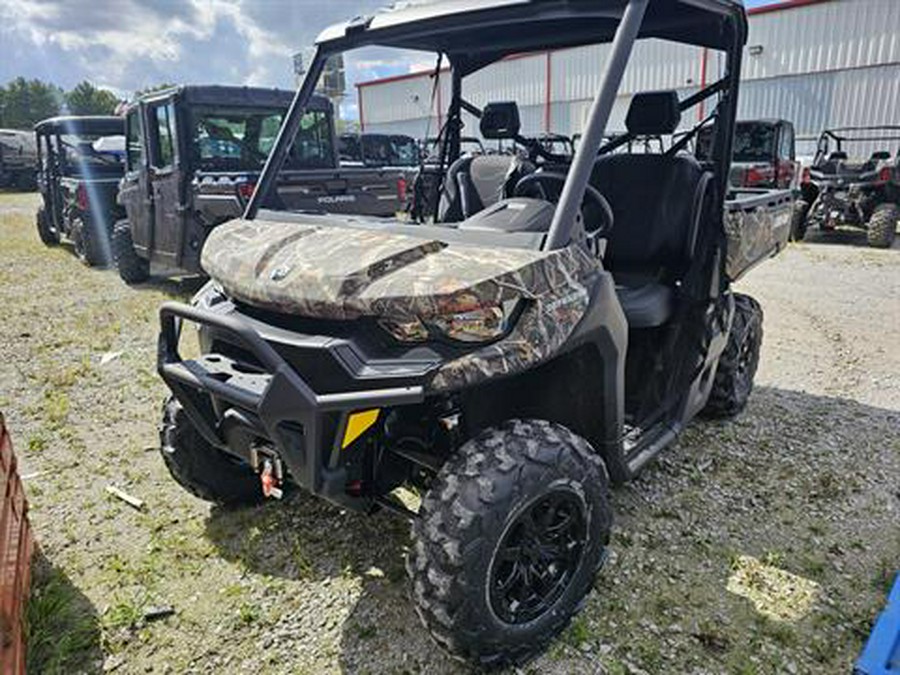 2025 Can-Am Defender XT HD7