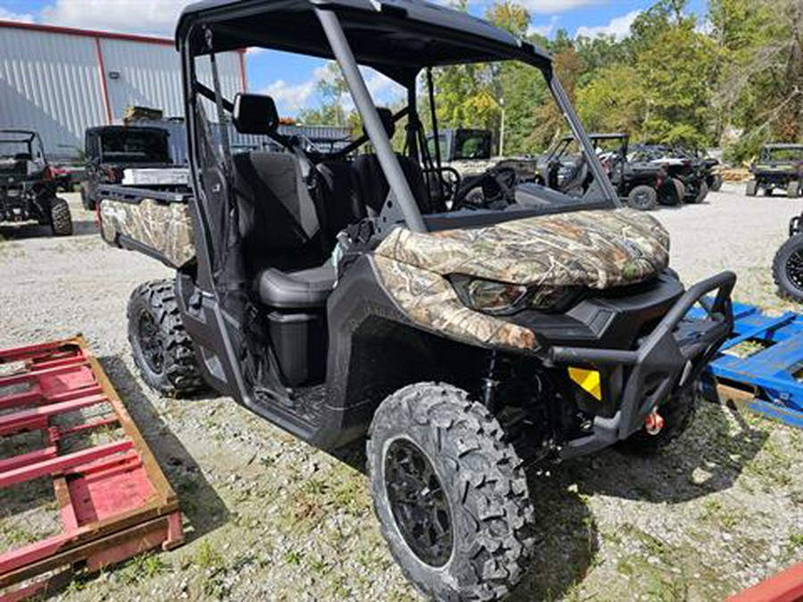 2025 Can-Am Defender XT HD7