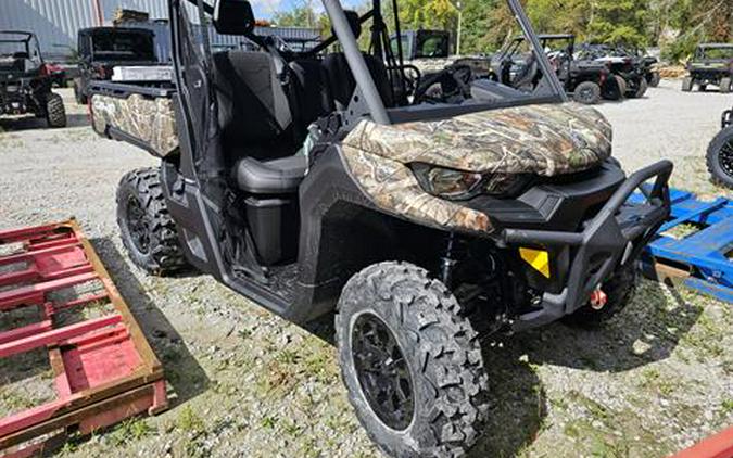 2025 Can-Am Defender XT HD7