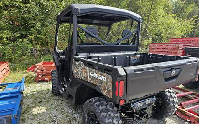 2025 Can-Am Defender XT HD7