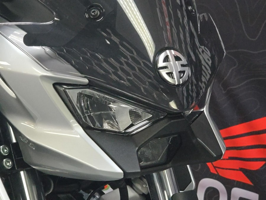 2024 Kawasaki Z7 Hybrid ABS