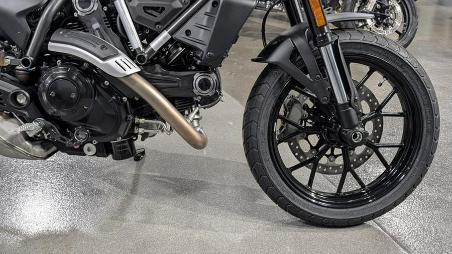 2025 Ducati SC800ICON