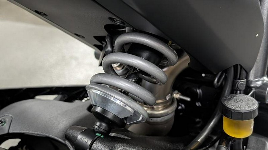 2025 Ducati SC800ICON