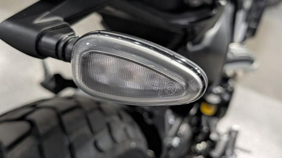2025 Ducati SC800ICON