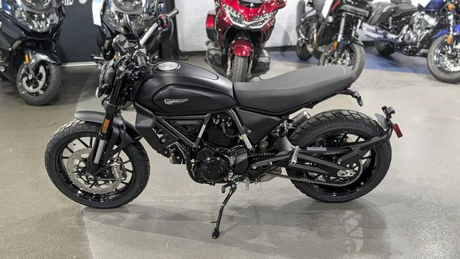 2025 Ducati SC800ICON