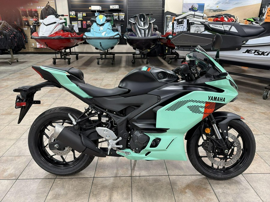 2026 Yamaha YZF-R3 ABS