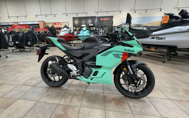 2026 Yamaha YZF-R3 ABS