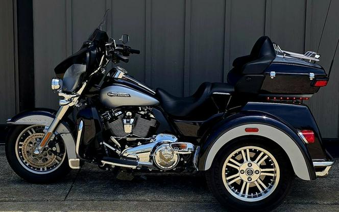 2020 Harley-Davidson Trike FLHTCUTG - Tri Glide Ultra
