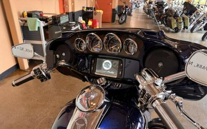 2018 Harley-Davidson® 115th Anniversary CVO™ Limited FLHTKSE