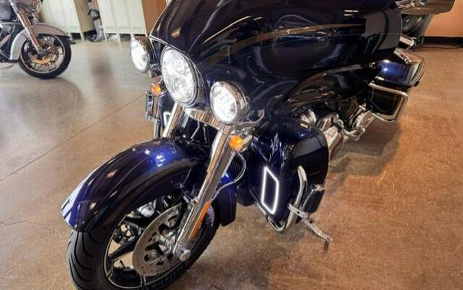 2018 Harley-Davidson® 115th Anniversary CVO™ Limited FLHTKSE