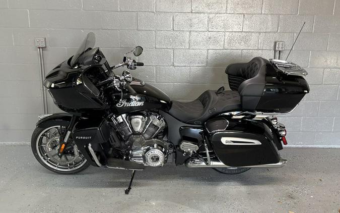 2024 Indian Pursuit Limited with PowerBand Audio Package Black Metallic