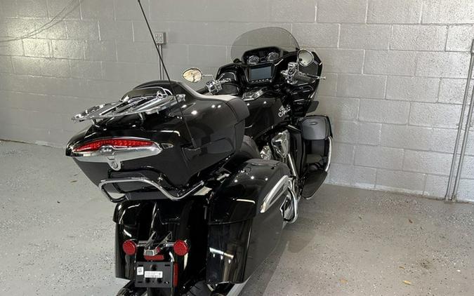 2024 Indian Pursuit Limited with PowerBand Audio Package Black Metallic