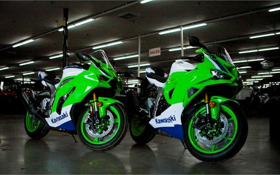 2024 Kawasaki Ninja ZX-10R 40th Anniversary Edition ABS