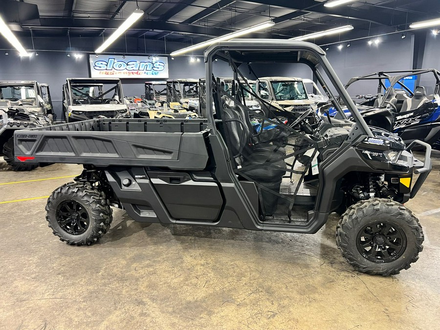 2023 Can-Am Defender PRO XT HD10