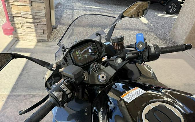 2025 Kawasaki Ninja 1100SX ABS