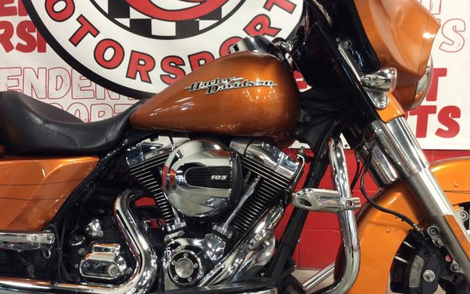 2015 Harley-Davidson Street Glide FLHXS Special
