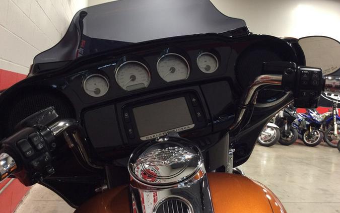2015 Harley-Davidson Street Glide FLHXS Special