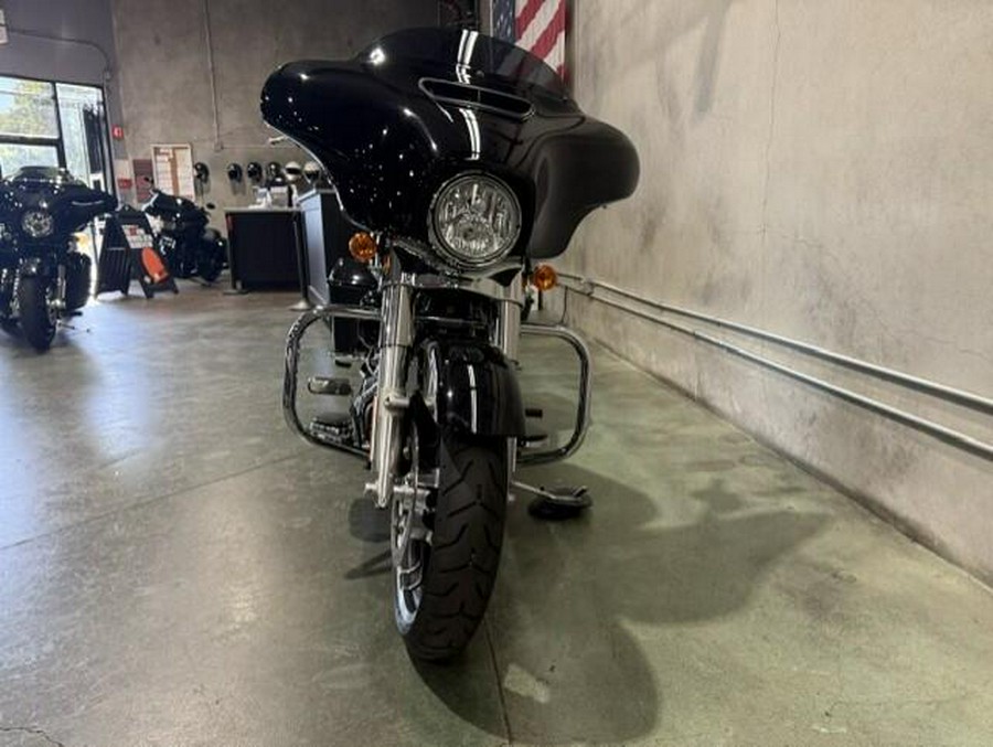 FLHX 2019 Street Glide®