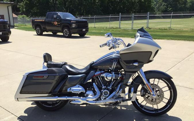 2019 FLTRXSE CVO™ Road Glide®