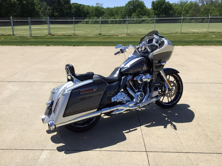 2019 FLTRXSE CVO™ Road Glide®