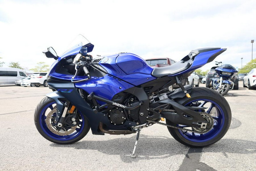 2022 Yamaha YZF-R1