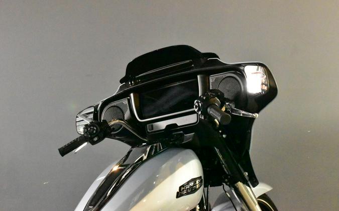 2025 Harley-Davidson Street Glide FLHX