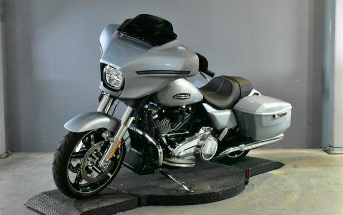 2025 Harley-Davidson Street Glide FLHX