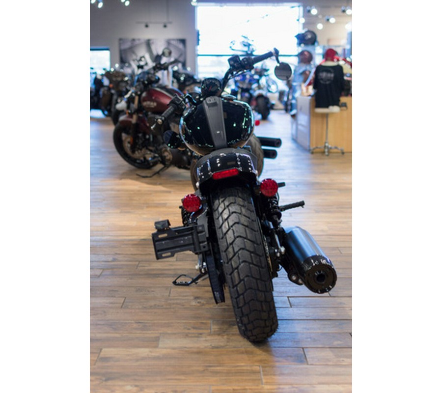 2025 Indian Scout Bobber Black Metallic