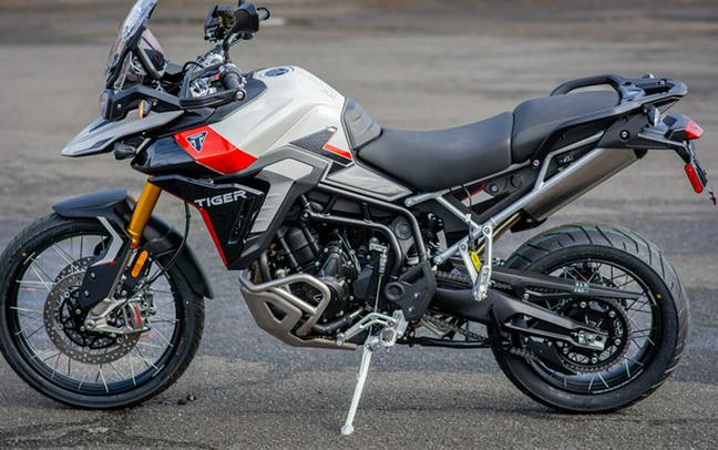 2025 Triumph Tiger 900 Rally Pro Ash Grey / Intense Orange