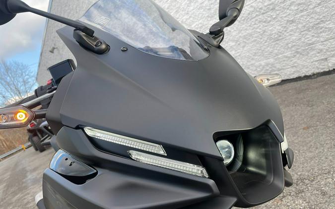 2025 Yamaha YZF-R3