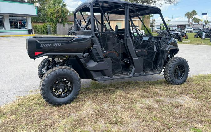 2026 Can-Am Defender MAX Lone Star HD11