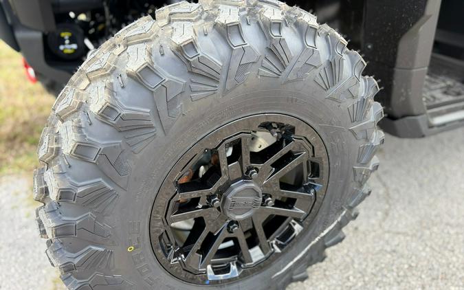 2026 Can-Am Defender MAX Lone Star HD11