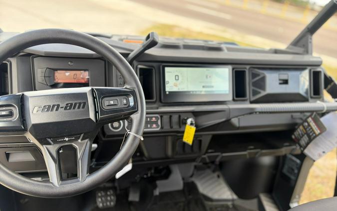 2026 Can-Am Defender MAX Lone Star HD11