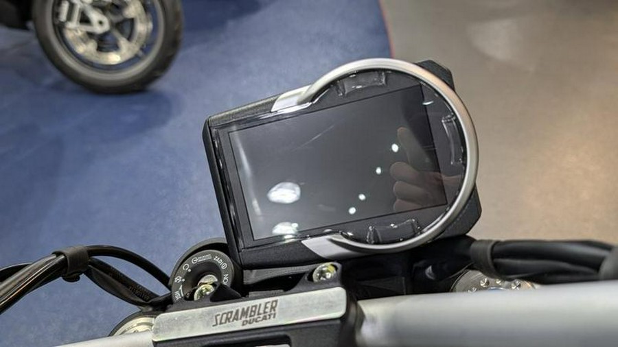 2025 Ducati Scrambler Icon Thrilling Black