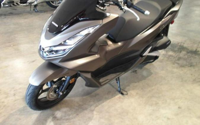 2023 Honda® PCX