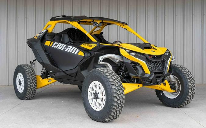 2024 Can-Am Maverick R X RS With Smart-Shox Carbon Black & Neo