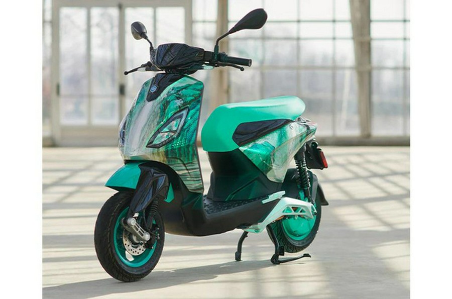 2022 Piaggio 1 FCW Active