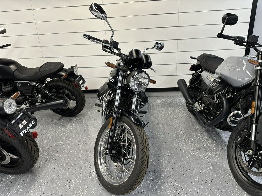 2025 Moto Guzzi V7 Special