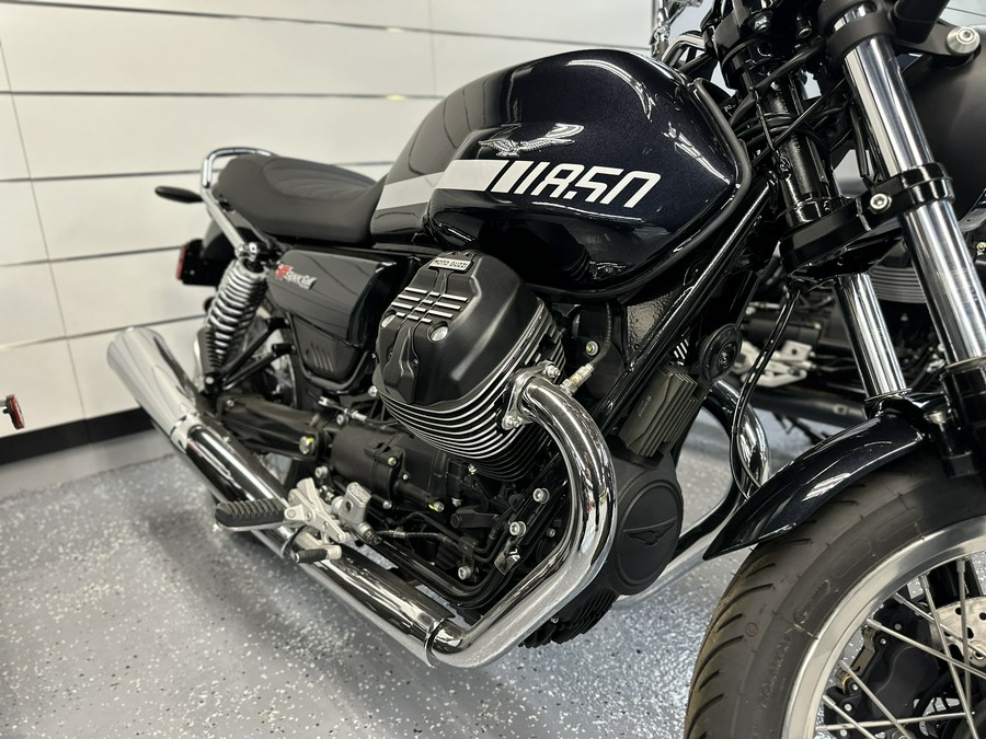 2025 Moto Guzzi V7 Special