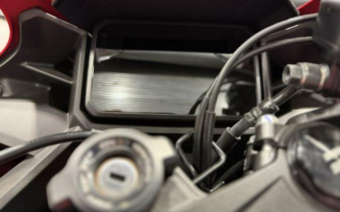 2025 Honda CBR500R ABS