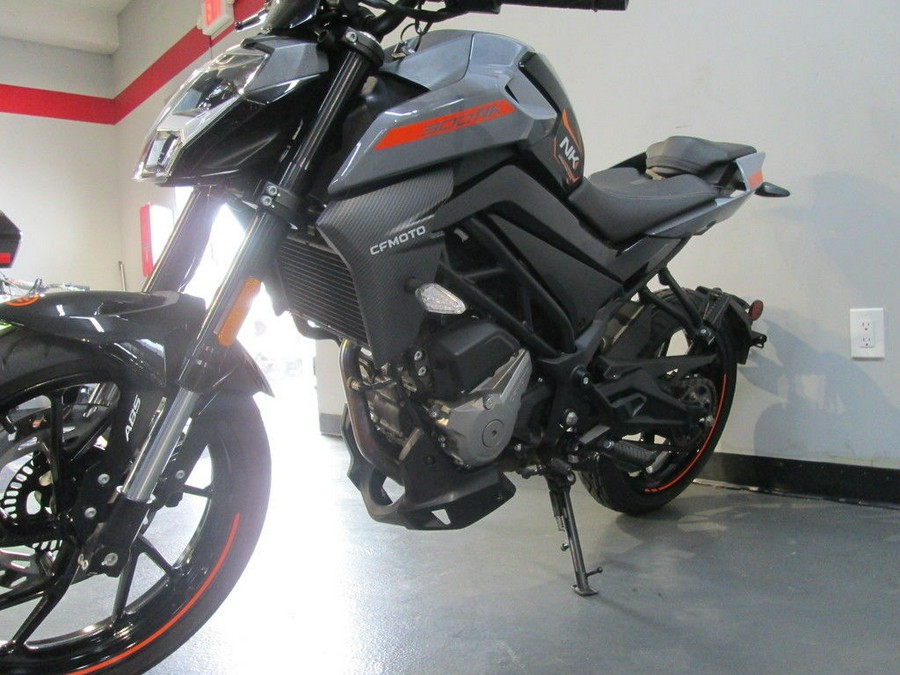 2023 CFMOTO 300NK