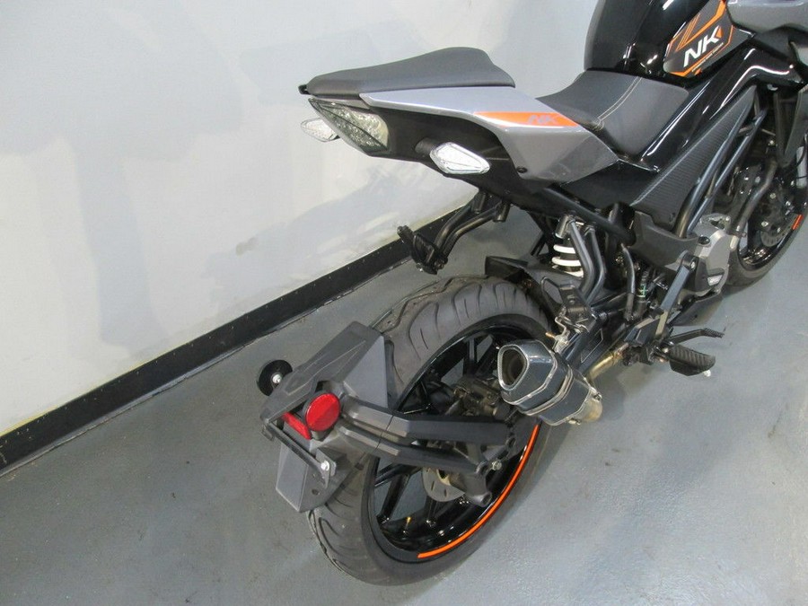 2023 CFMOTO 300NK