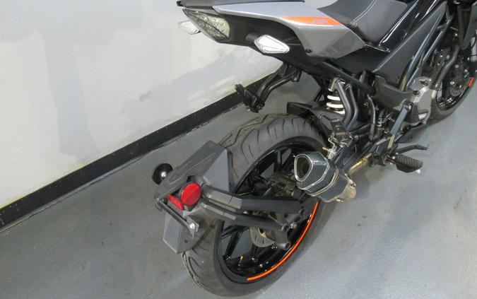 2023 CFMOTO 300NK