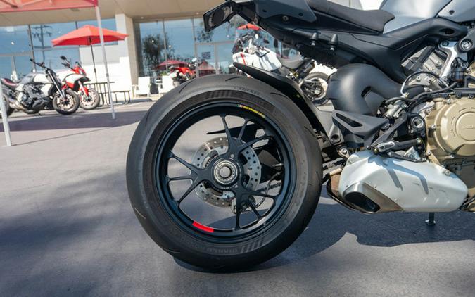 2024 Ducati Streetfighter V4 S Grey & Black V4 S