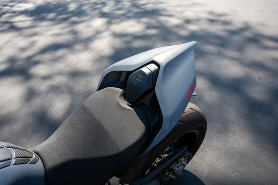 2024 Ducati Streetfighter V4 S Grey & Black V4 S