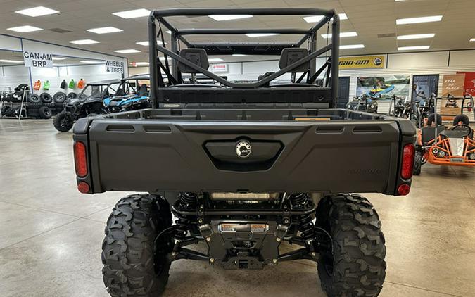 2023 Can-Am Defender MAX HD7