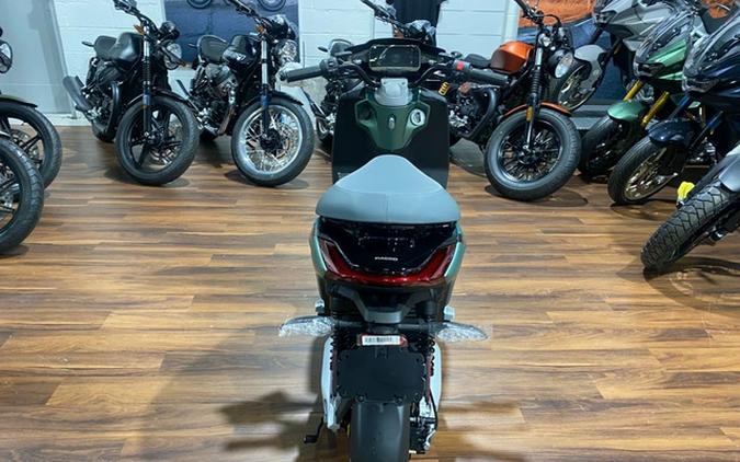 2023 Piaggio 1 Active